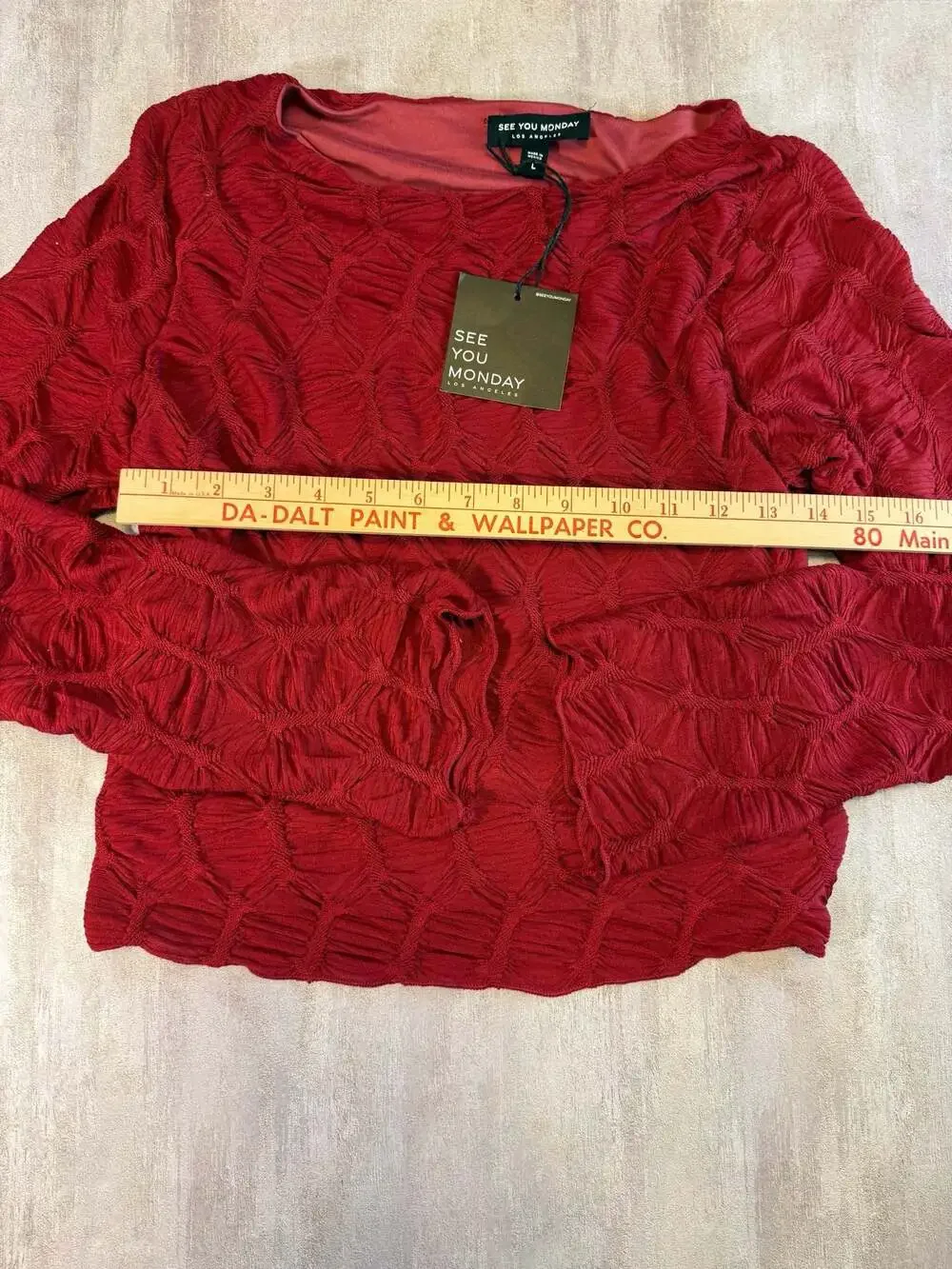 Red Textured Long Sleeve Top Size L - Picture 4 of 5